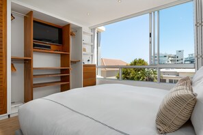 2 chambres, fer et planche à repasser, accès Internet, draps fournis