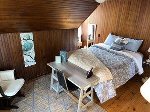 5 bedrooms, iron/ironing board, free WiFi, bed sheets