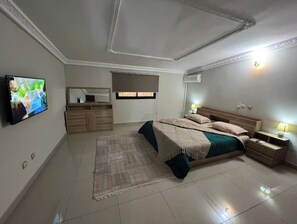 1 camera, Wi-Fi gratuito, lenzuola