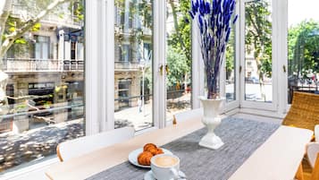 Standard Loft | Living area | Flat-screen TV