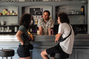 Bar (en la propiedad)