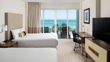 ห้องสแตนดาร์ด, เตียงใหญ่ 2 เตียง | 1 ห้องนอน, ตู้นิรภัยในห้องพัก, โต๊ะทำงาน, เตารีด/โต๊ะรีดผ้า