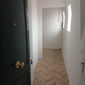 Interior - 4 rooms appartements in chatou 10 minutes from west Paris et Ladefense (Chatou)