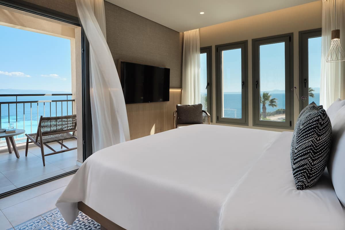 Deluxe Double Room Sea View | 1 bedroom, premium bedding, down comforters, memory foam beds