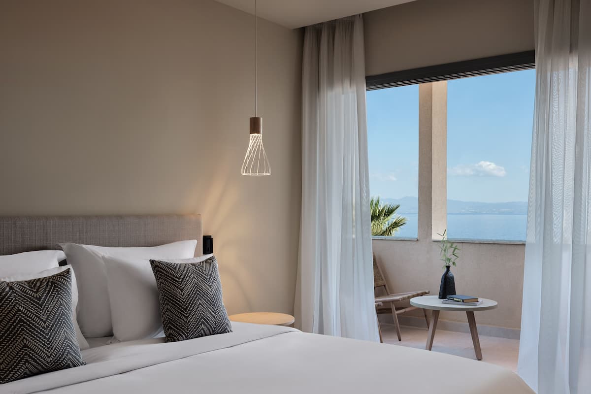 Junior Suite Sea View | 1 bedroom, premium bedding, down comforters, memory foam beds