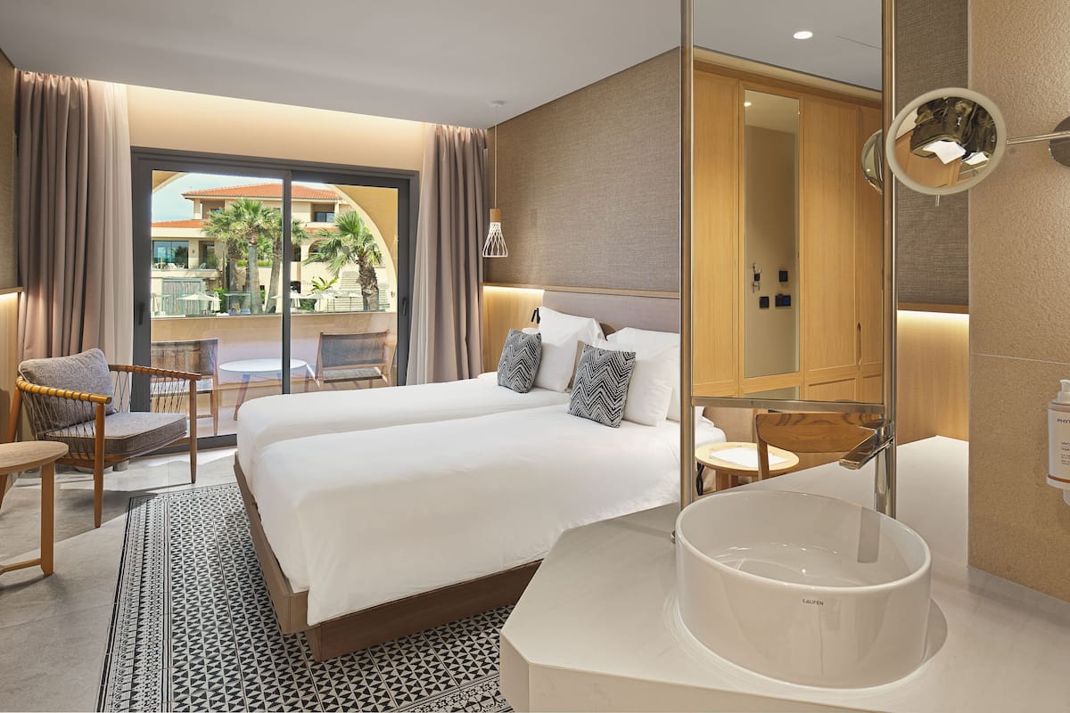 Deluxe Double Room Partial Sea View