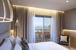 Suite 1 Bedroom Sea View | 고급 침구, 오리/거위털 이불, 메모리폼 침대, 객실 내 금고