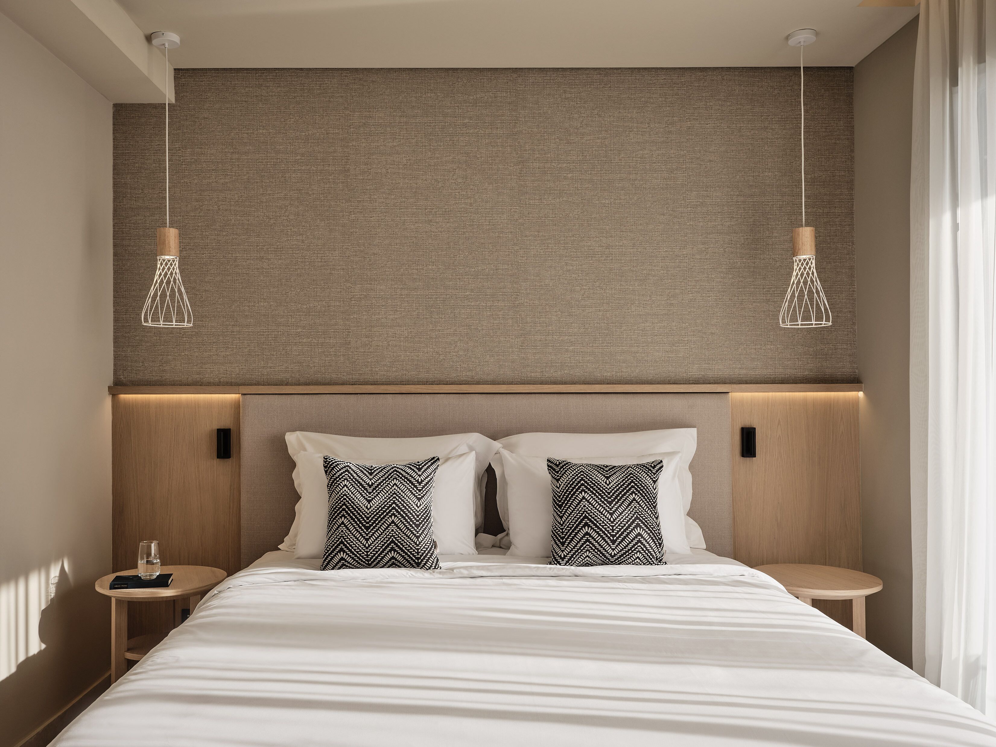 Suite, 1 Bedroom, Garden View | Premium bedding, down comforters, memory foam beds, in-room safe