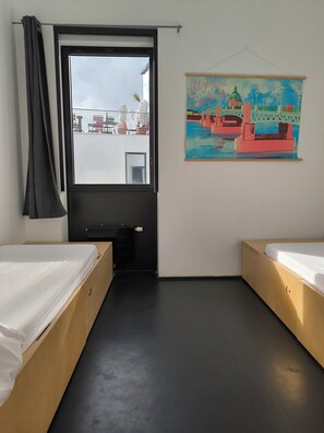 Quarto duplo, banheiro privativo | Wi-Fi de cortesia, roupa de cama, acesso para cadeiras de rodas