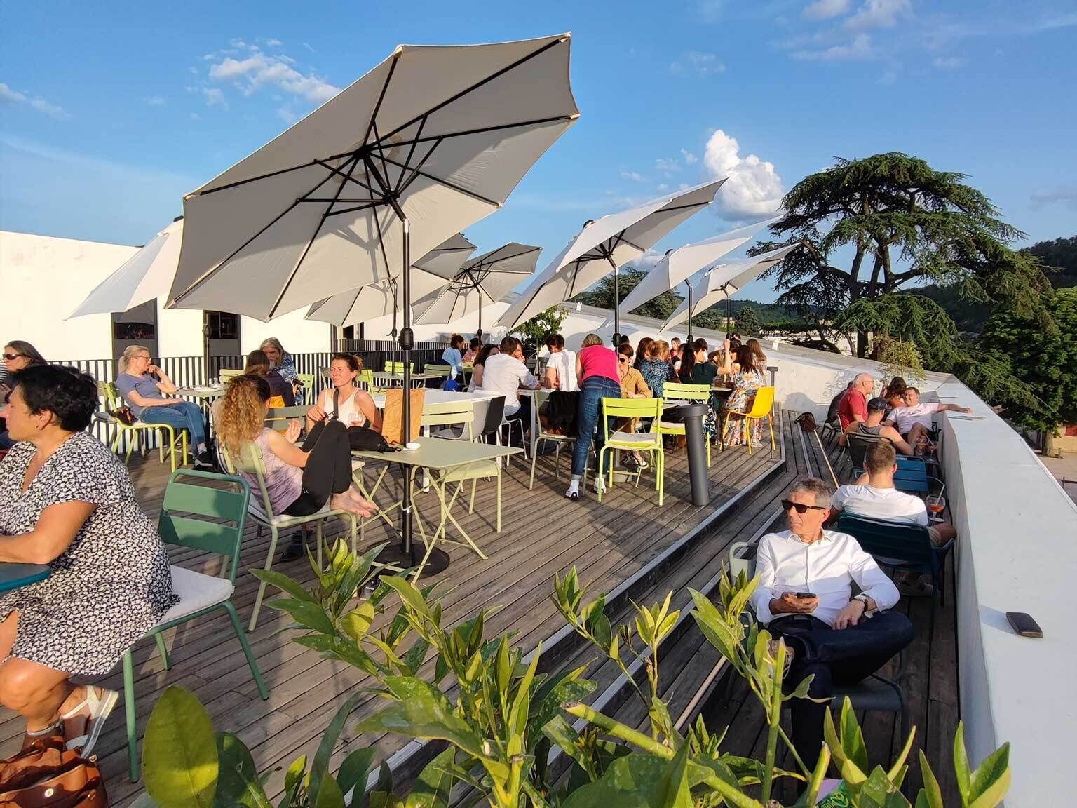 Terrasse sur le toit