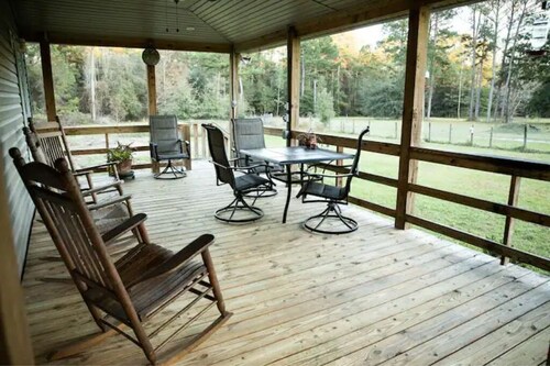 Peaceful country home