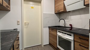 Coffee/tea maker, fridge, microwave, oven - Apartment with terrace, 48sqm. for max. 4 persons (Bühlertal)