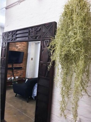 1 dormitorio, tabla de planchar con plancha, wifi gratis y ropa de cama