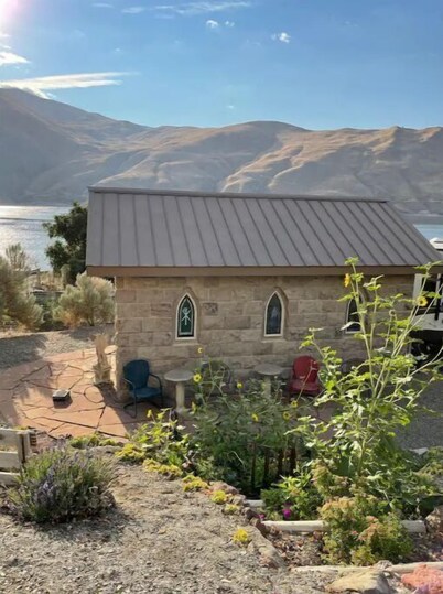 Saint Helens on the Snake River. The Sunflower