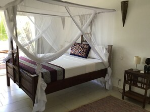 1 bedroom, internet, bed sheets