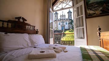 Frigobar, individualmente decorados, individualmente mobiliados