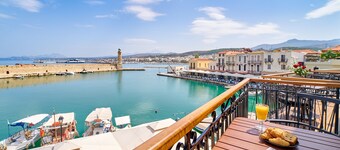 VISTA DEL PORTO LUXURY SUITES