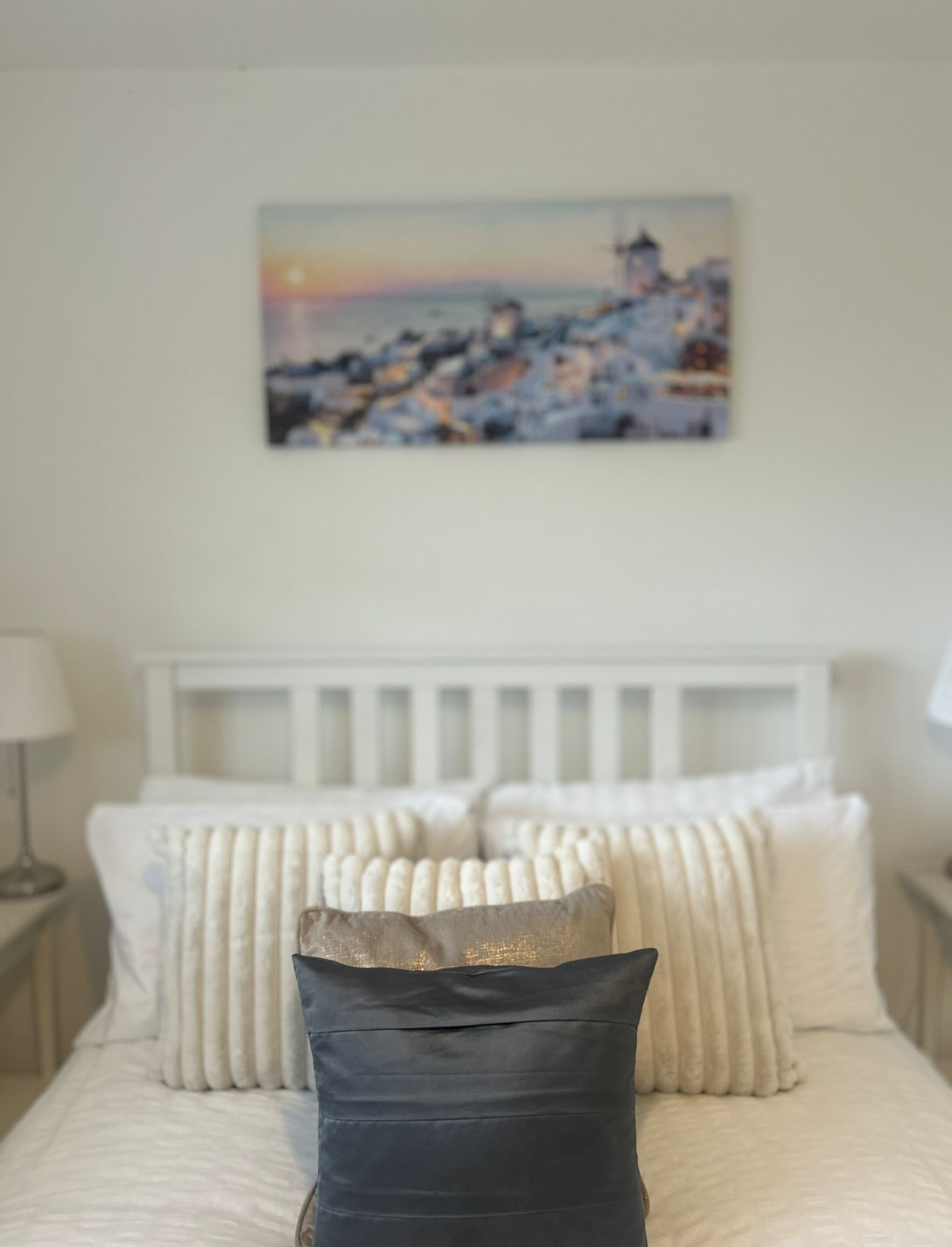 4 bedrooms, desk, iron/ironing board, free WiFi