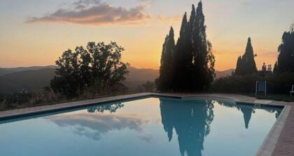 Historic villa in the heart of Tuscany. Surrounded by nature.