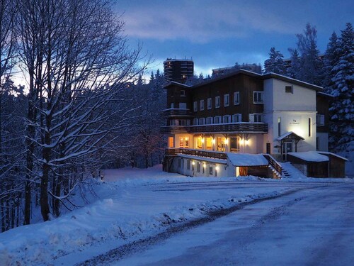 Auberge de Jeunesse HI Chamrousse