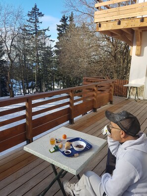 Tägliches inbegriffenes großes Frühstück
