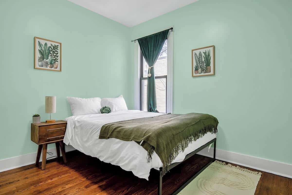 5 chambres, matelas mémoire de forme, rideaux occultants