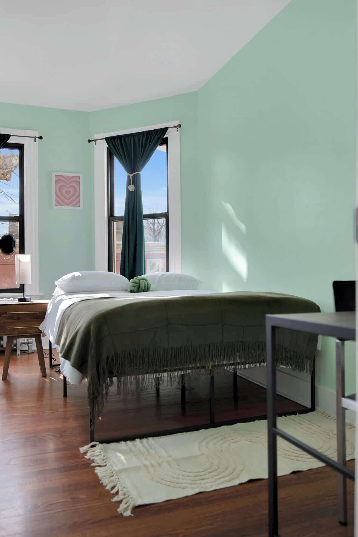 5 bedrooms, memory foam beds, blackout drapes, iron/ironing board