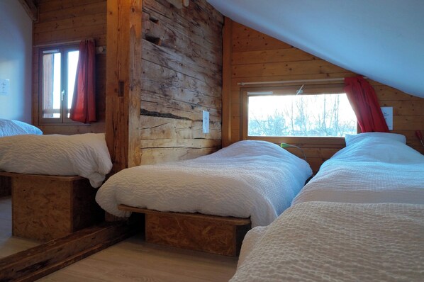 Shared Dormitory, Male Only (Bed in 7) | Bed sheets