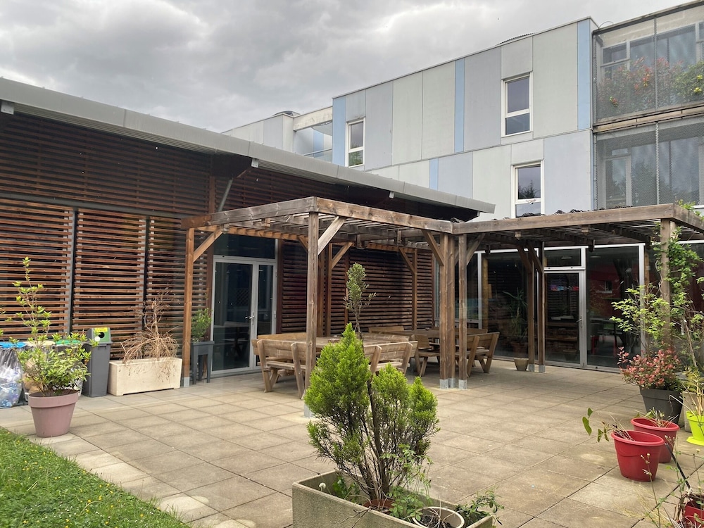 HI Hostel Grenoble by null