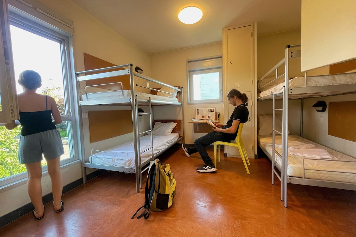 1 makuuhuone, ilmaiset vauvansängyt, ilmaiset lisävuoteet, vuodevaatteet