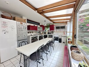Shared kitchen - Auberge de Jeunesse HI Le Mont-Dore (Mont-Dore)