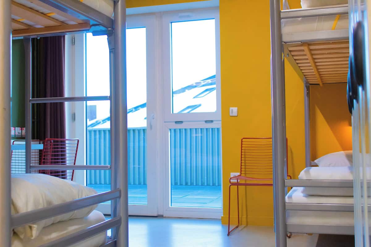 1 Schlafzimmer, BĂŒgeleisen/BĂŒgelbrett, kostenloses WLAN, BettwĂ€sche