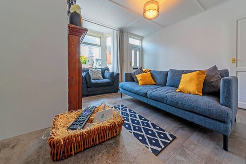 Lovely 2 Bed 2 Bath House in the heart of Sittingbourne.