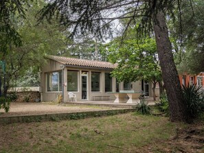 Front of property - Auberge de Jeunesse HI Nîmes (Nîmes)