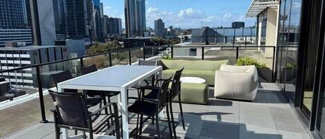 Penthouse | Uitzicht vanaf balkon