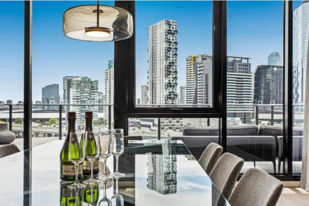 Luxury Penthouse with Bay and City Views