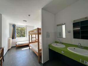 Room - Auberge de jeunesse HI Poitiers (Poitiers)