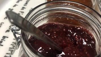 Daily buffet breakfast (EUR 6.9 per person)