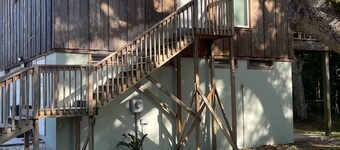 Perfect River Retreat-located directly on the Withlacoochee River