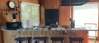 Perfect River Retreat-located directly on the Withlacoochee River