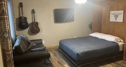 A cute and functional space located on beautiful 2.5 acres