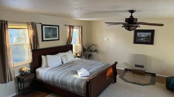 4 bedrooms, iron/ironing board, travel crib, WiFi