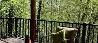 Elegant 2BR Retreat | Prime Downtown Location