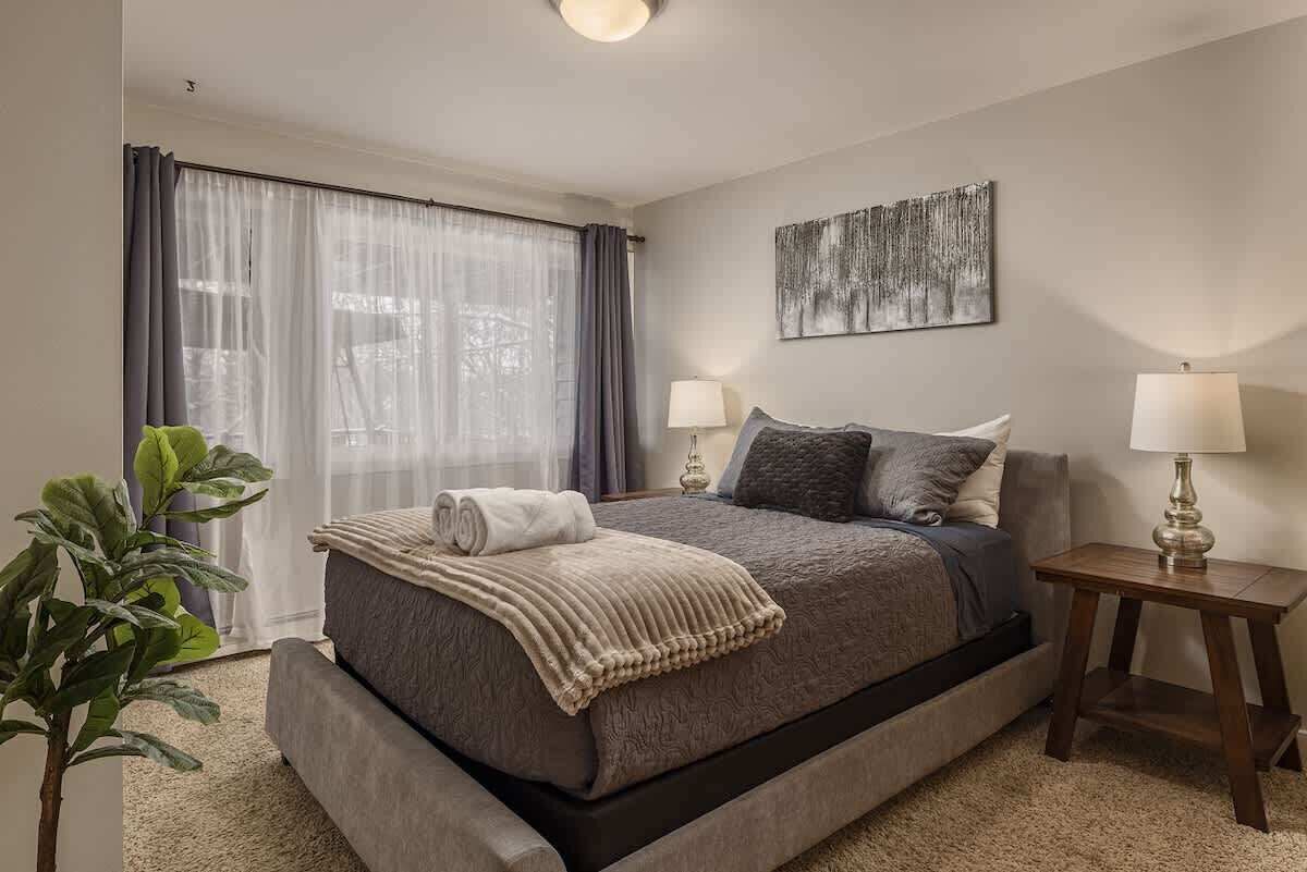 2 bedrooms, iron/ironing board, travel crib, WiFi