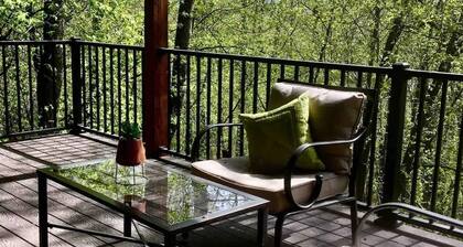 Elegant 2BR Suite | Prime Downtown Location