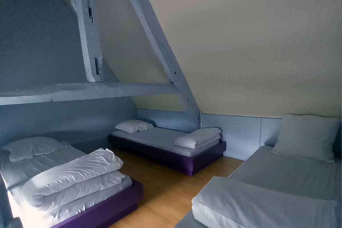 1 quarto, roupa de cama