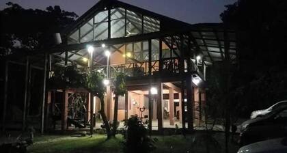 The Tree House B&B, Aburi (2 extra rooms).