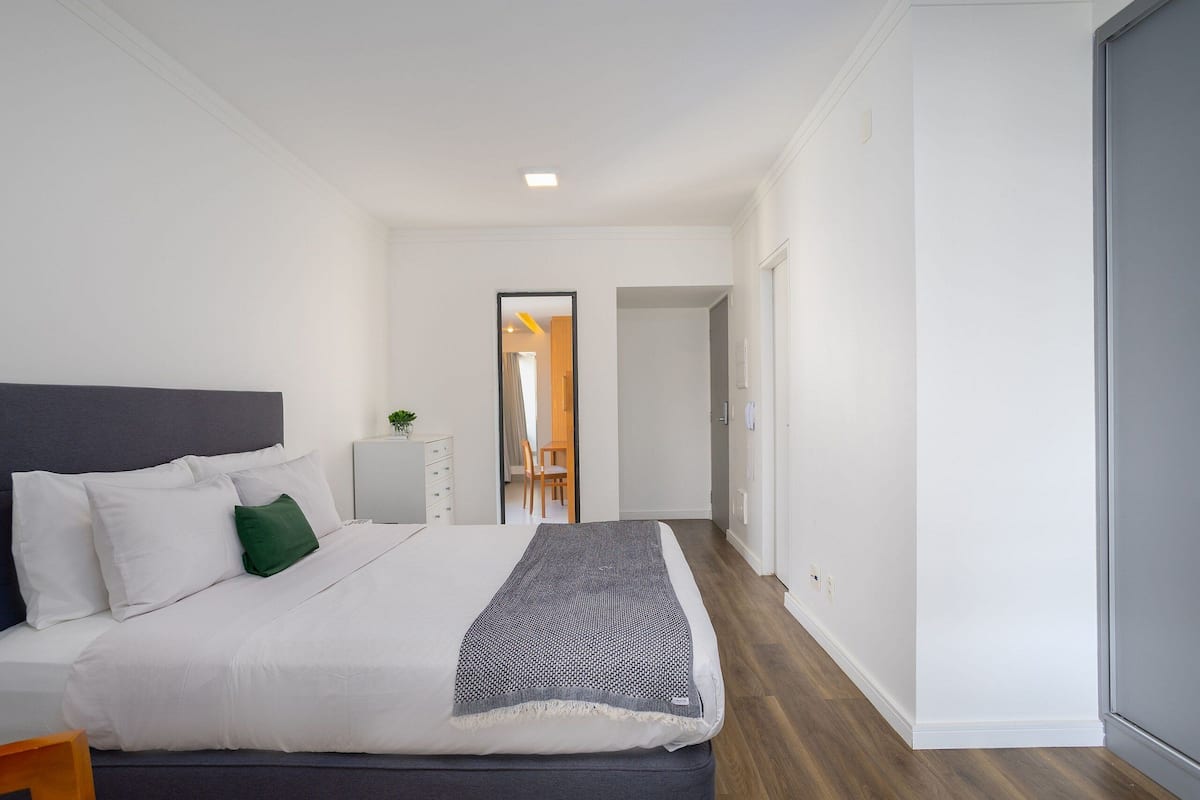 1 bedroom, free WiFi, bed sheets