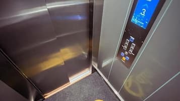 Elevator
