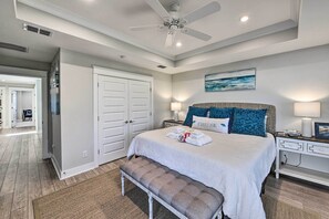 4 bedrooms, iron/ironing board, WiFi, bed sheets - 3 Decks & Water Views: Breezy Home in Hilton Head (Hilton Head Island)